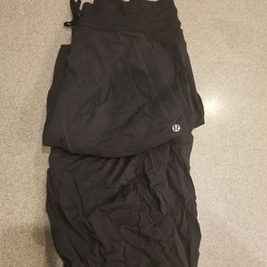 euc lululemon dance studio pants